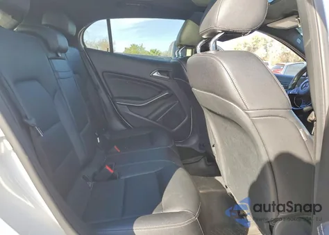2019 Mercedes-Benz Gla 250 z USA, uszkodzony, nr VIN WDCTG4EB9KJ548564